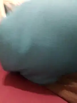 Lilo1323 online show from February 22, 11:36 pm