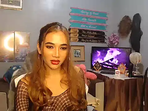 Demonsfuck online show from May 21, 7:32 pm