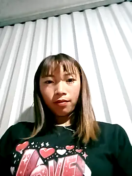 Snapshot of Xuka-xx chatting on March 1, 5:26 pm Xuka-xx online show from March 1, 5:26 pm