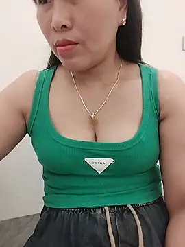 Snapshot of 01_ANNA_01 chatting on May 22, 2:55 pm 01 ANNA 01 online show from May 22, 2:55 pm