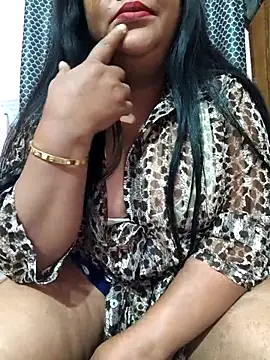 Moonae online show from March 13, 9:05 am