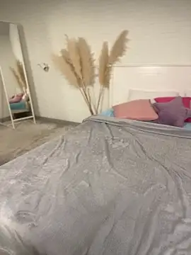 Anna Gilbert online show from April 11, 6:34 pm