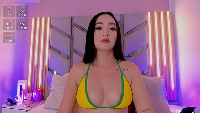 Samantha-Pardo online show from May 16, 8:18 pm
