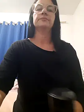 Snapshot of Camilegaucha chatting on June 7, 9:13 am Camilegaucha online show from June 7, 9:13 am