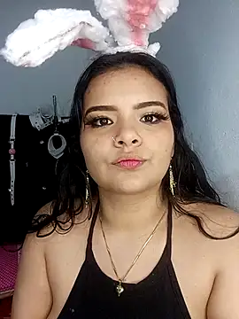 Emily Rouse23 online show from April 16, 2:56 am