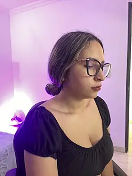 MANU EF online show from February 28, 12:50 pm