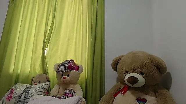 Snapshot of saraa_ramirez chatting on April 21, 5:06 pm saraa ramirez online show from April 21, 5:06 pm