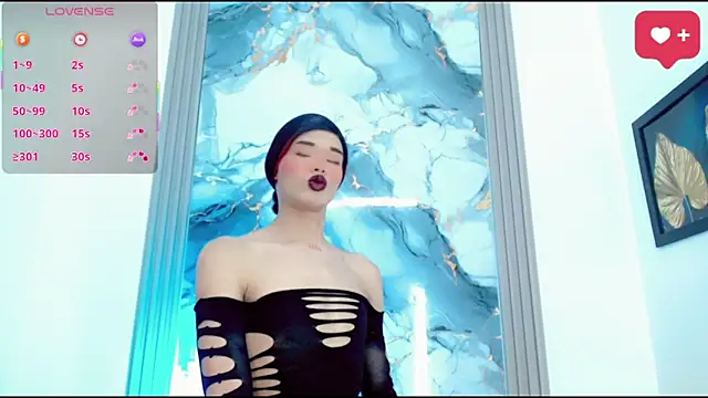 madison mujica  online show from March 28, 11:21 am