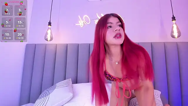 anthonellalux online show from April 8, 4:29 pm