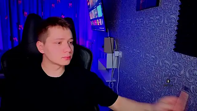 Karl Night  online show from February 28, 5:36 pm