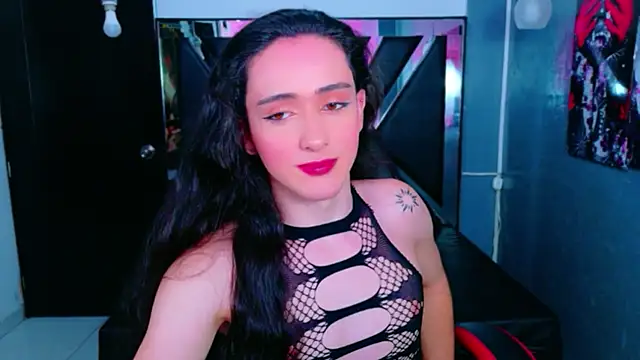 Ivony Giselle online show from April 4, 2:03 pm