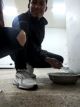 MaskedLatinaX online show from April 9, 4:45 pm