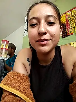 Snapshot of MaskedLatinaX chatting on May 1, 3:05 pm MaskedLatinaX online show from May 1, 3:05 pm