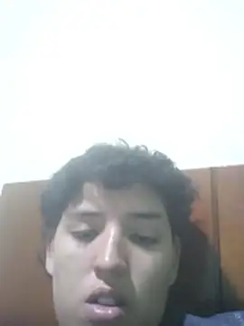 Tomboyhot77 online show from February 28, 9:05 pm