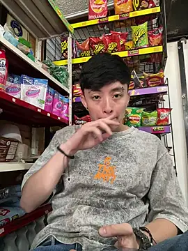 Tomnico 19 online show from February 26, 8:08 pm