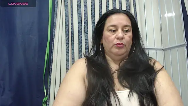 Sharlot curvy online show from June 15, 4:09 pm