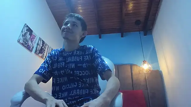 Dani swagger online show from March 4, 8:59 pm