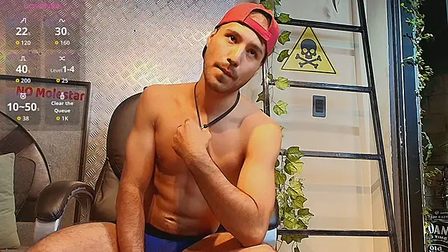 Snapshot of Angelo_Jag chatting on February 24, 11:58 pm Angelo Jag online show from February 24, 11:58 pm