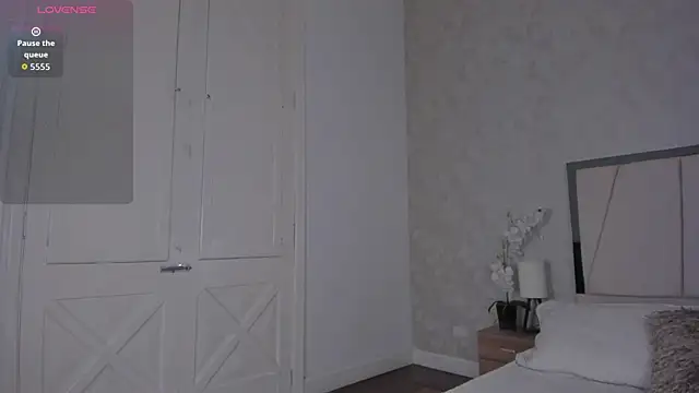 Arii wilde online show from March 27, 12:38 pm