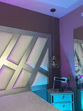 Ashleeyprincess01 online show from April 17, 11:46 am