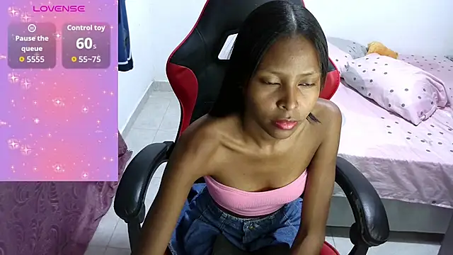 Dulce camx online show from March 13, 3:02 am