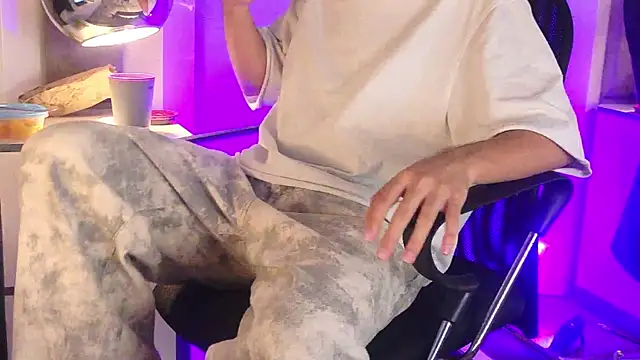 Austin Reedss online show from May 28, 1:08 pm