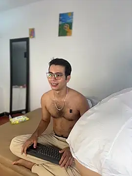 Mia-Valeria- online show from May 7, 9:42 pm
