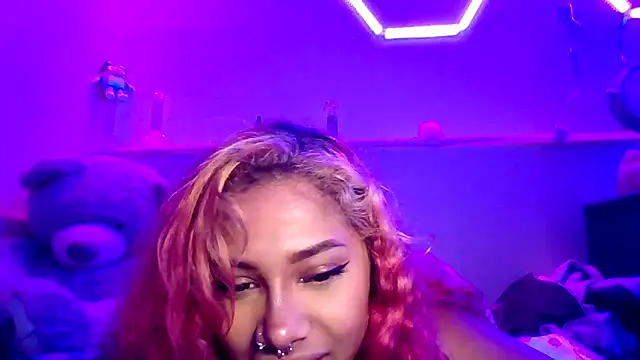 Snapshot of BABYLOLAXOXO chatting on February 27, 11:49 pm BABYLOLAXOXO online show from February 27, 11:49 pm