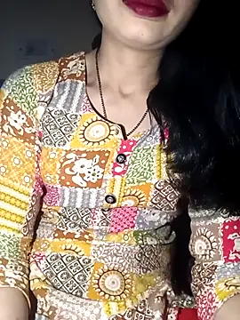 Snapshot of Rashmika_Mandana chatting on February 27, 4:45 am Rashmika Mandana online show from February 27, 4:45 am