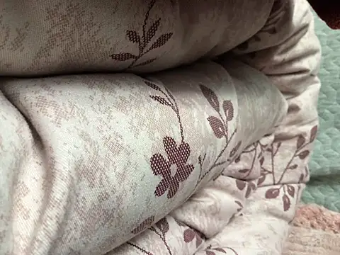 yaocaobi8 online show from March 3, 3:34 am