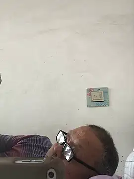 yaocaobi8 online show from April 14, 5:13 am