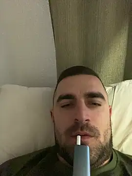 Snapshot of VANYA1997 chatting on February 24, 11:41 am VANYA1997 online show from February 24, 11:41 am