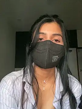 Snapshot of keyswee chatting on November 10, 1:59 am keyswee online show from November 10, 1:59 am