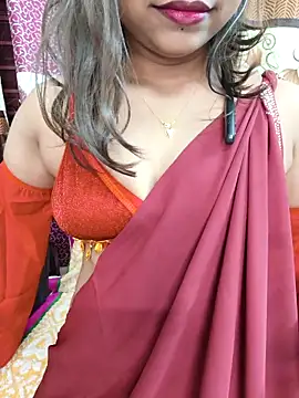 Snapshot of Sweet_Mahii chatting on February 28, 6:20 pm Sweet Mahii online show from February 28, 6:20 pm