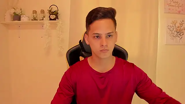 sexy andres01 online show from April 10, 2:55 pm