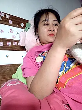 Snapshot of Meoow_Meow chatting on March 3, 1:50 pm Meoow Meow online show from March 3, 1:50 pm