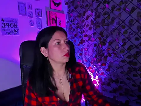 Megan Collinss1 online show from February 25, 12:15 pm