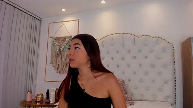 Sara funy online show from April 14, 10:54 am