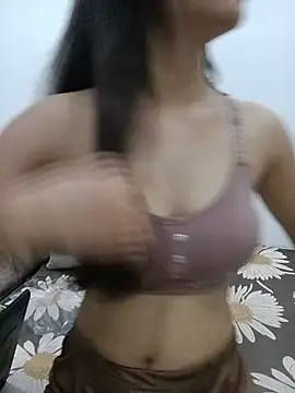 sexy nadhu online show from June 29, 7:03 pm