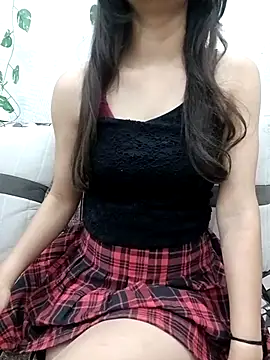 sexy nadhu online show from July 28, 7:39 pm