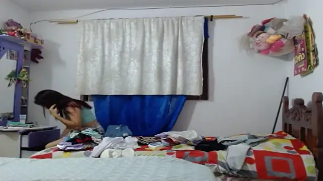 MuffyLans online show from February 26, 3:49 am