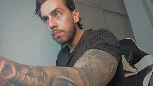 Axel  Blaze online show from June 5, 1:39 pm