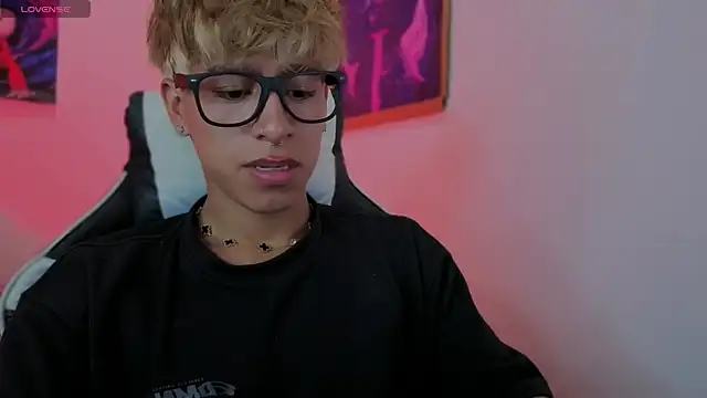 Ryan sweet online show from March 24, 12:21 pm