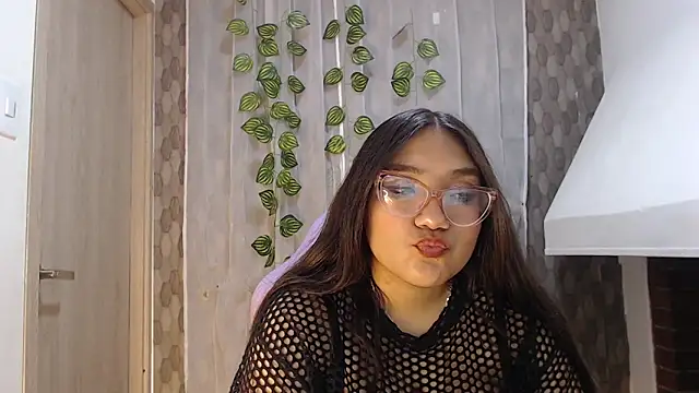 Snapshot of anyela_donecm chatting on April 18, 7:58 pm anyela donecm online show from April 18, 7:58 pm