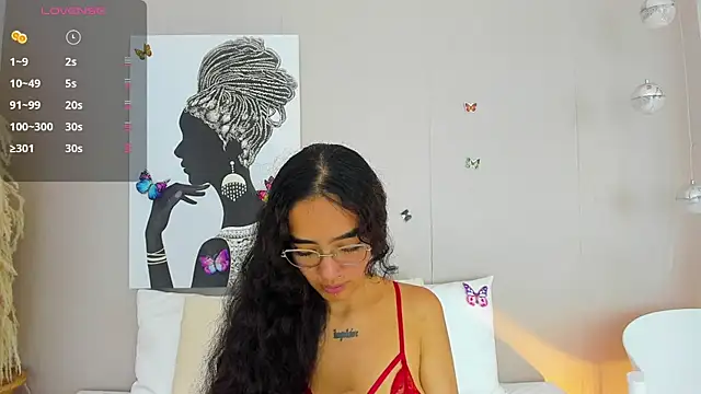 ElizabethBelle online show from April 17, 7:39 pm