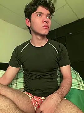 Snapshot of Camii_pink chatting on February 27, 6:19 pm Camii pink online show from February 27, 6:19 pm