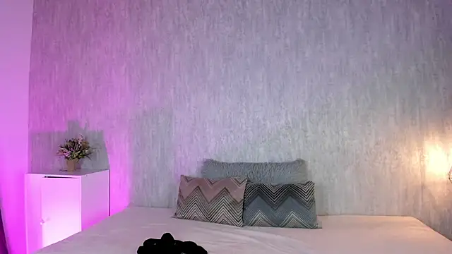 Lore evans online show from March 28, 9:47 pm