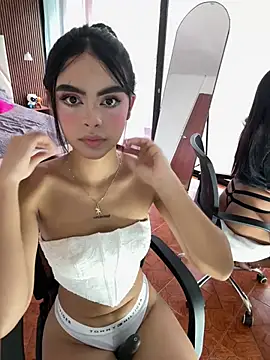 kitty rousse01 online show from April 14, 1:28 pm