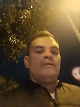 Snapshot of Edwin_Q chatting on May 30, 4:31 am Edwin Q online show from May 30, 4:31 am