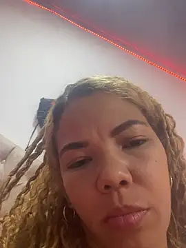 Crespita Hot23 online show from February 25, 2:27 pm